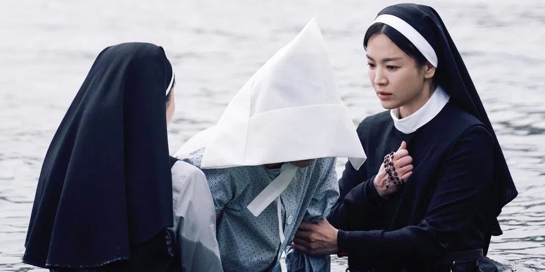 song-hye-kyo-dan-jeon-yeo-been-bintangi-film-horor-dark-nuns-tampil-sebagai-biarawati-pengusir-setan