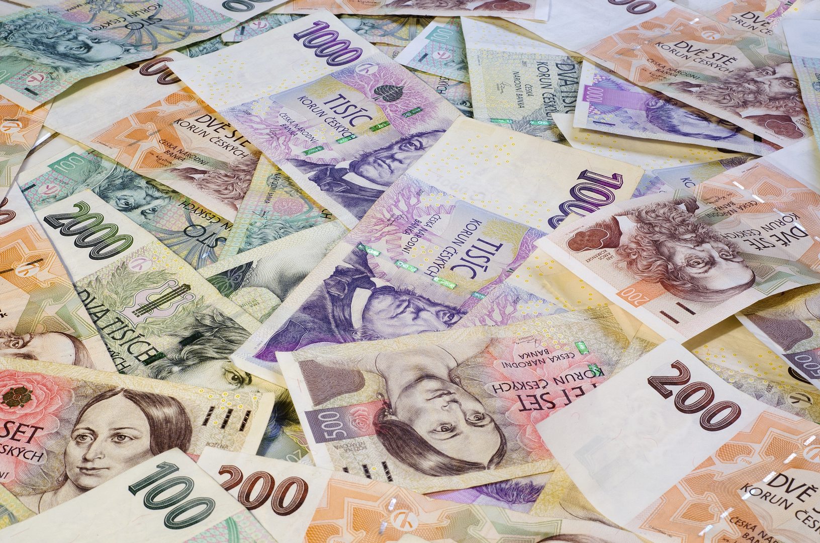 Czech Koruna (CZK): Mata Uang Resmi Republik Ceko