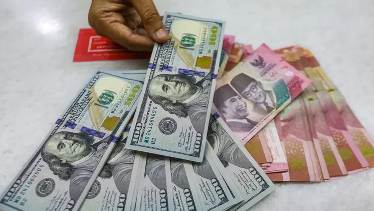 BI Ambil Langkah Tegas Hadapi Pelemahan Rupiah: Intervensi Pasar Jadi Kunci